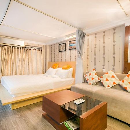 Oyo 708 The Cozi House - Homestay 호치민 외부 사진