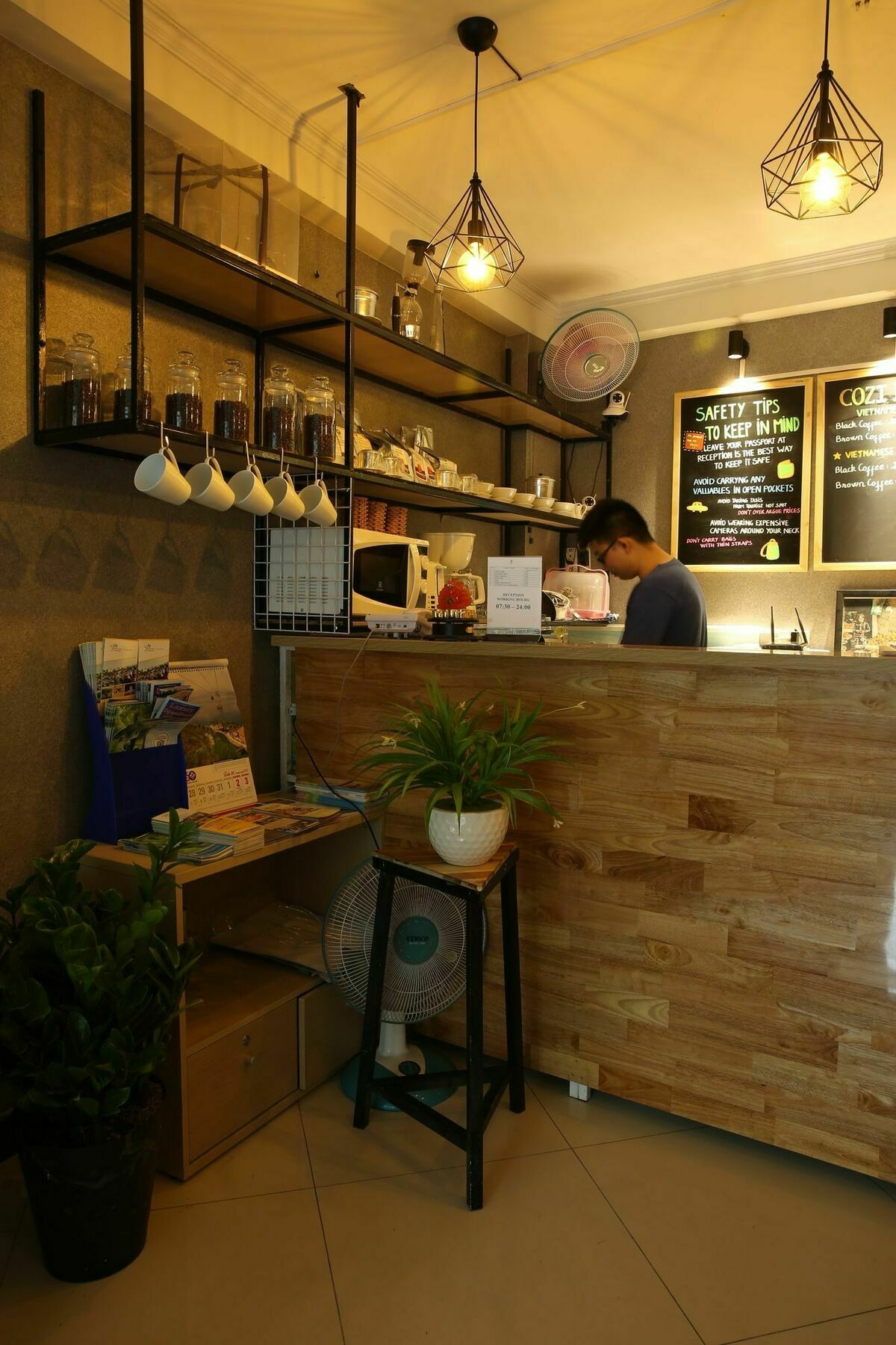 Oyo 708 The Cozi House - Homestay 호치민 외부 사진