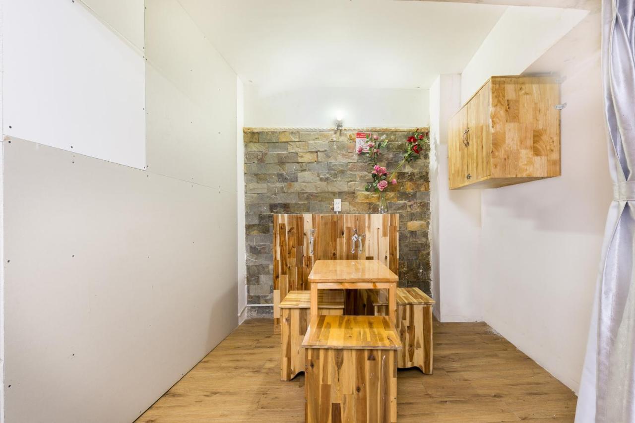 Oyo 708 The Cozi House - Homestay 호치민 외부 사진
